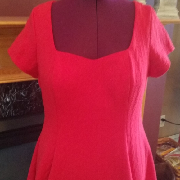 Torrid Red size 1 plus size dress - Picture 2 of 8